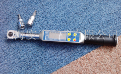 50N.mŤ�ذ������@ʾ��(sh��)ֵ