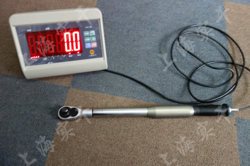 高精度帶通訊的扭力扳手